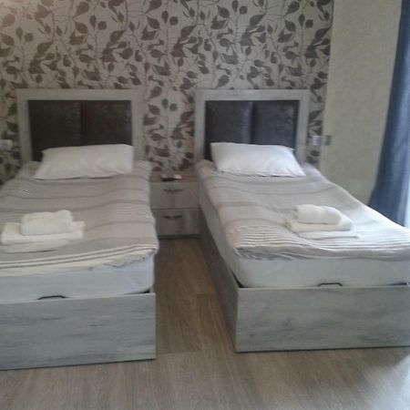 Guest House Uta Tiflis Dış mekan fotoğraf