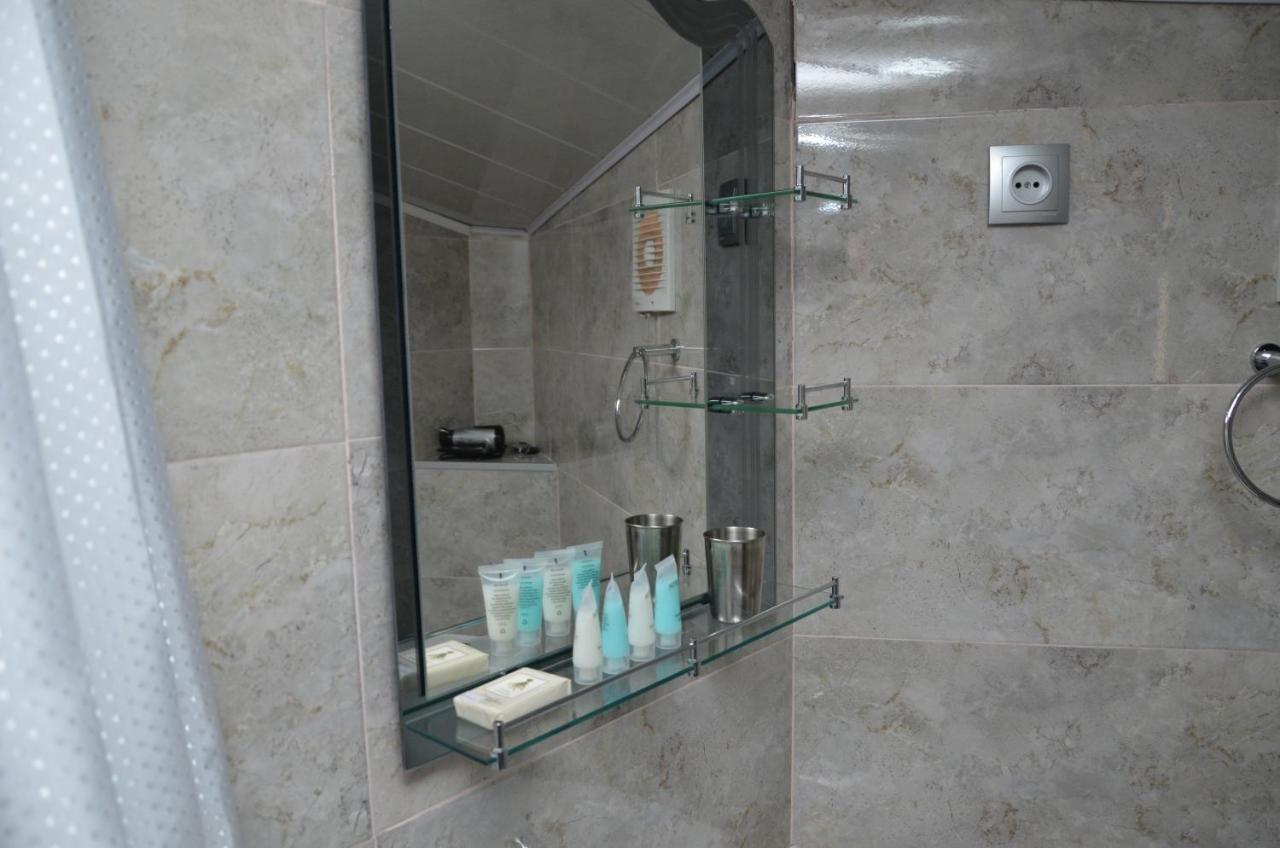 Guest House Uta Tiflis Dış mekan fotoğraf