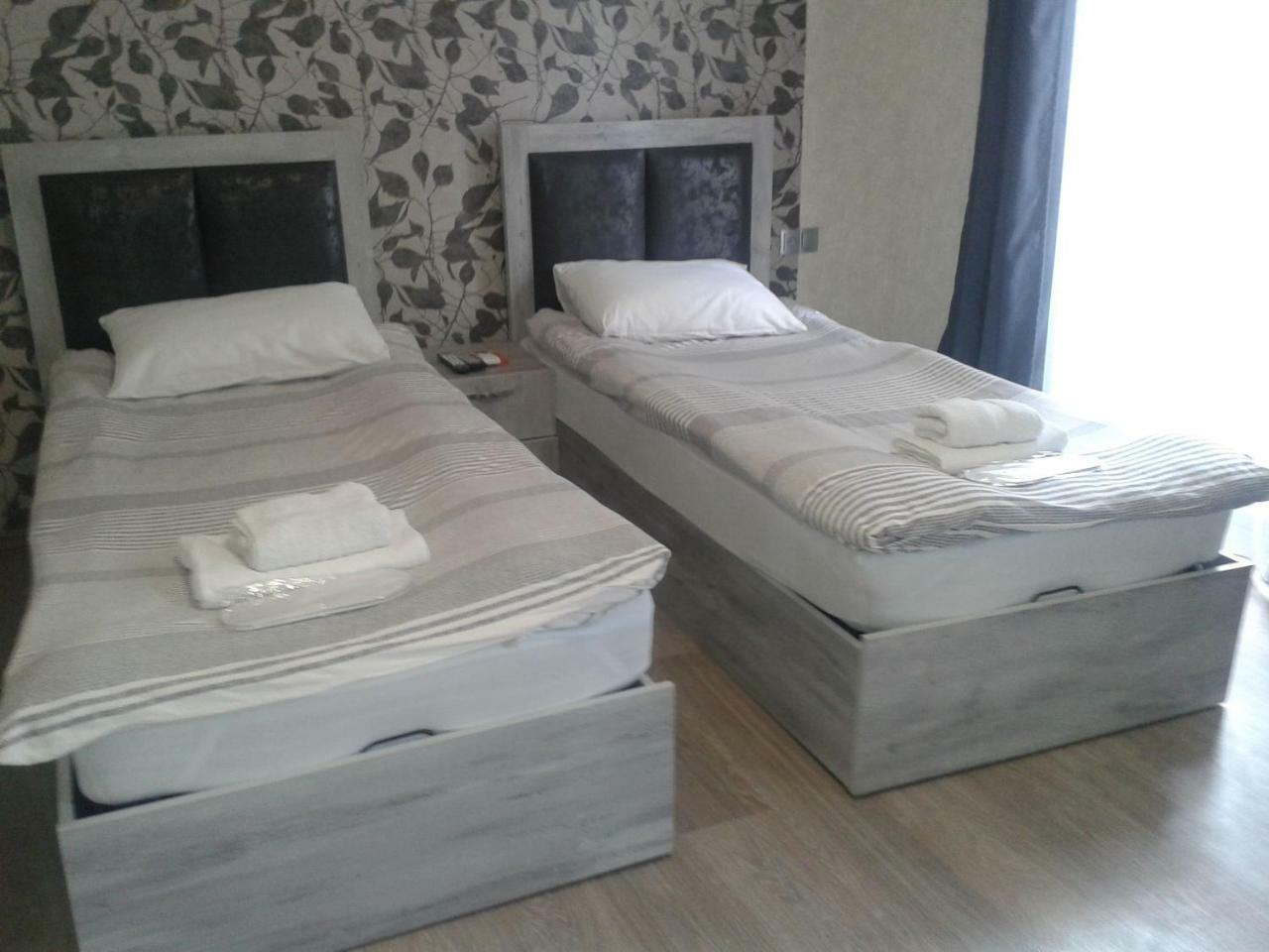 Guest House Uta Tiflis Dış mekan fotoğraf